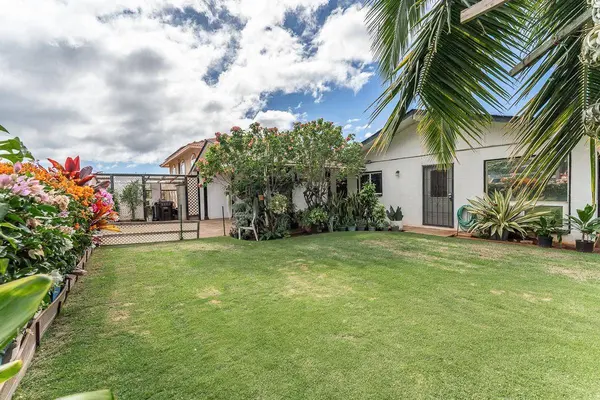 923 N Niheu Pl, Lahaina, HI 96761