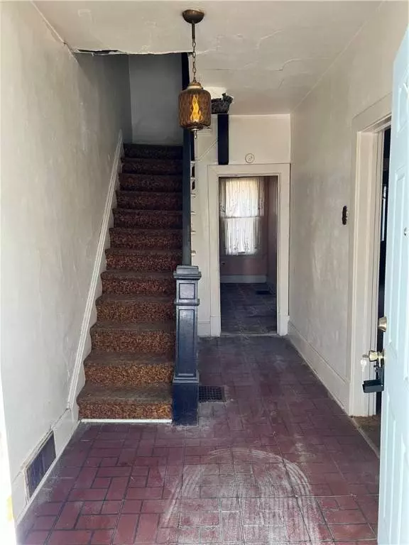 1416 5th Ave, Arnold, PA 15068