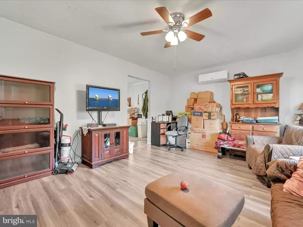 283 BEAGLE RD, Lebanon, PA 17046