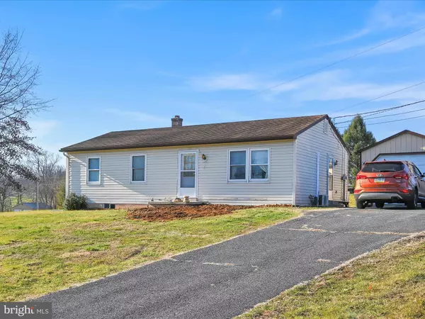 283 BEAGLE RD, Lebanon, PA 17046