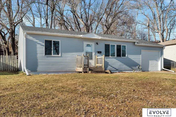 7358 S 69th Street, La Vista, NE 68128