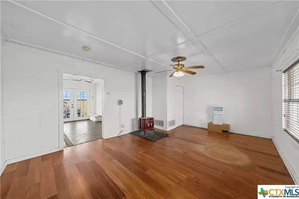 337 Gerald LN, Other, TX 76640