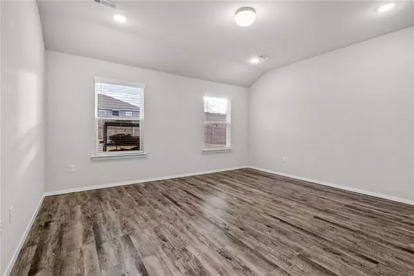 230 Colton Street, Huntsville, AR 72740