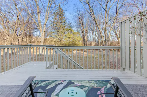 3923 Cottage LN, Minnetonka, MN 55305