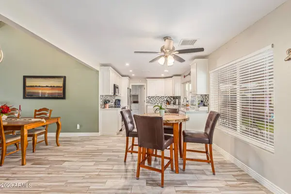 902 W Curry Street, Chandler, AZ 85225