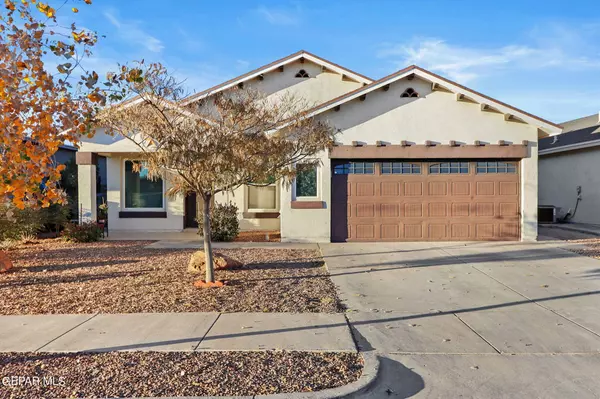 308 Villas Del Este Road, Socorro, TX 79927