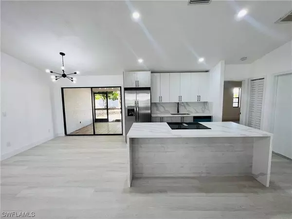 24 NE 20th CT, Cape Coral, FL 33909