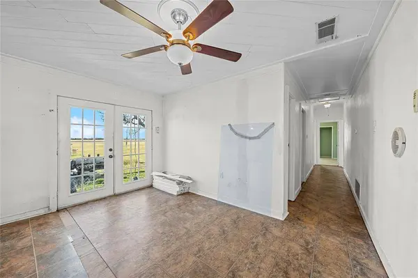 337 Gerald Lane, Elm Mott, TX 76640