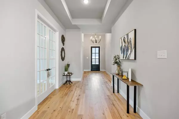 2800 Garrett Drive, Highland Village, TX 75077