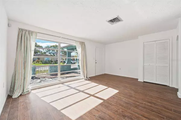 8135 WINTHROP DR, Port Richey, FL 34668