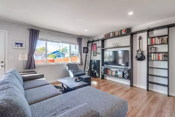 3737 Menlo AVE, San Diego, CA 92105