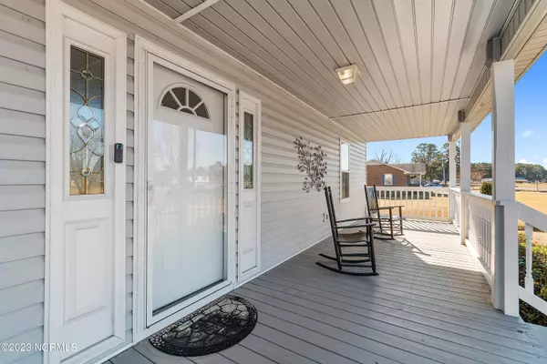 5861 Lebanon Church Road, Clarendon, NC 28432