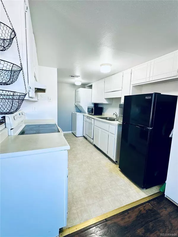 13395 E Louisiana AVE, Aurora, CO 80012