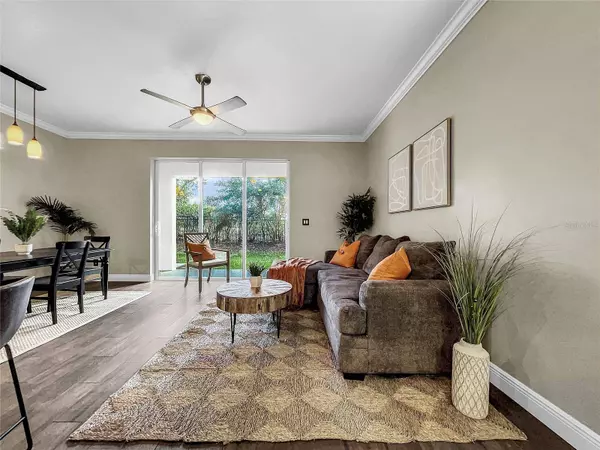 5018 WHITE SANDERLING CT, Tampa, FL 33619