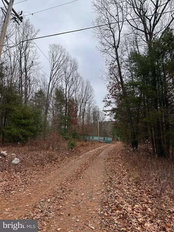 17607 COOKS RD, Cassville, PA 16623