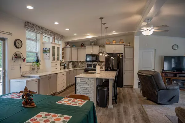 W4874 27th Street, Necedah, WI 54646