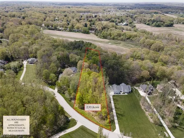 4 Stone Castle, Salem, OH 44460