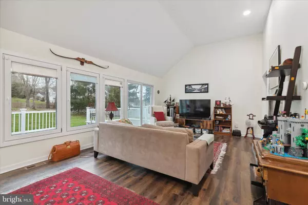 115 LAUREL RD, Southampton, PA 18966