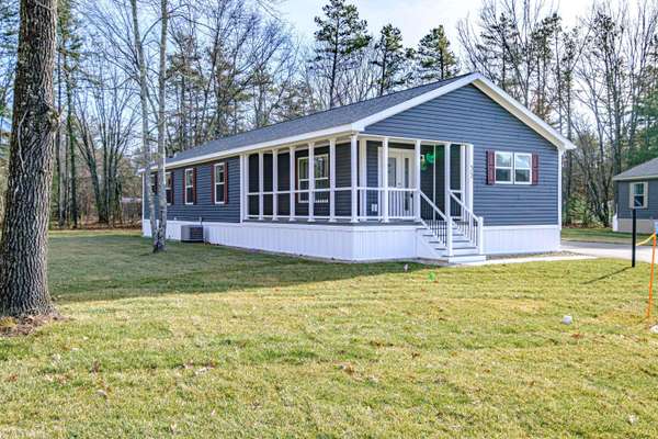 33 Conifer Drive, Lyman, ME 04002