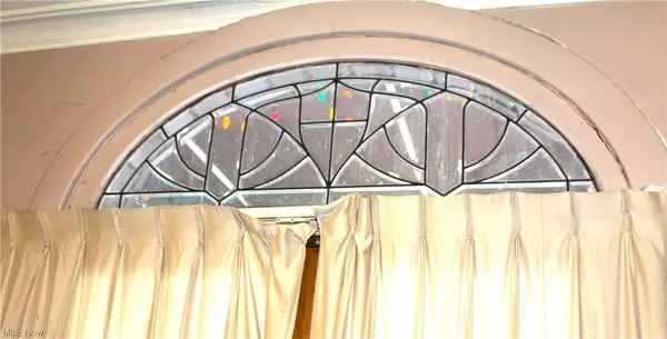 162 Lowell, Youngstown, OH 44512