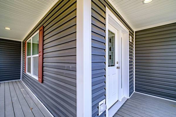 33 Conifer Drive, Lyman, ME 04002