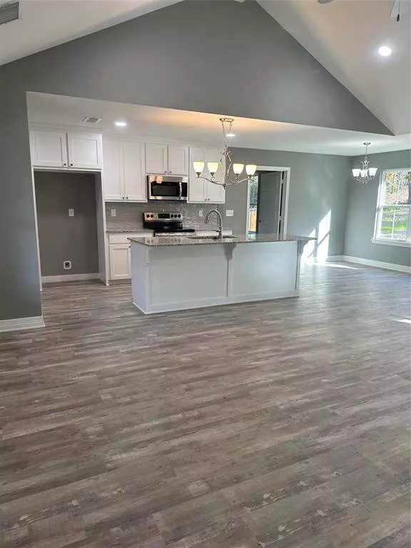 3507 Cr 2330, Mineola, TX 75773