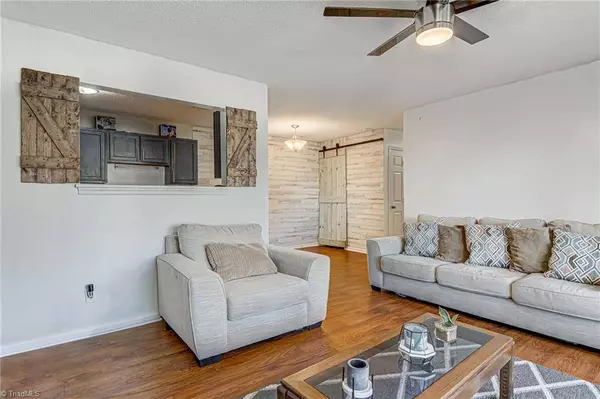 5511 Hornaday RD #F, Greensboro, NC 27409