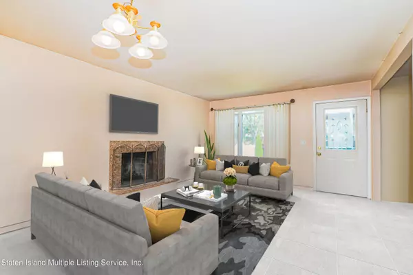 890 Marcy Avenue, Staten Island, NY 10309