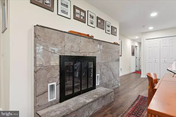 115 LAUREL RD, Southampton, PA 18966