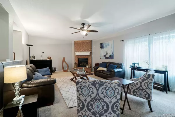 4327 JAMES BOWIE, San Antonio, TX 78253-5053