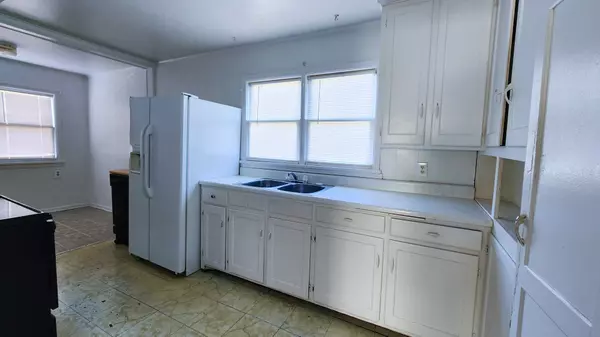 3121 Plantation Rd NE, Roanoke, VA 24012