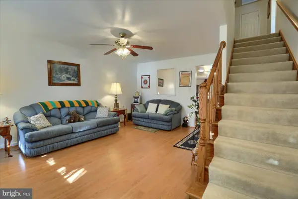 68 GREENFIELD DR, Carlisle, PA 17015