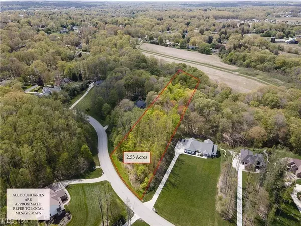 4 Stone Castle, Salem, OH 44460