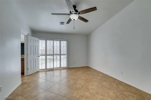 7616 Oldenburg Street, Las Vegas, NV 89131