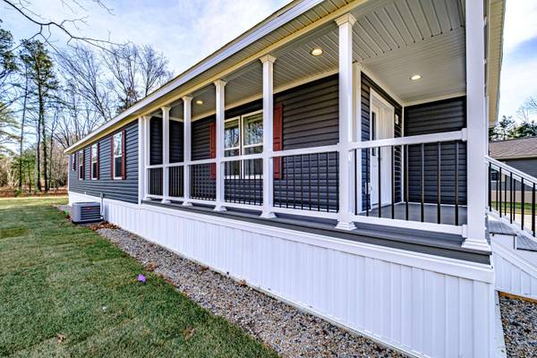 33 Conifer Drive, Lyman, ME 04002