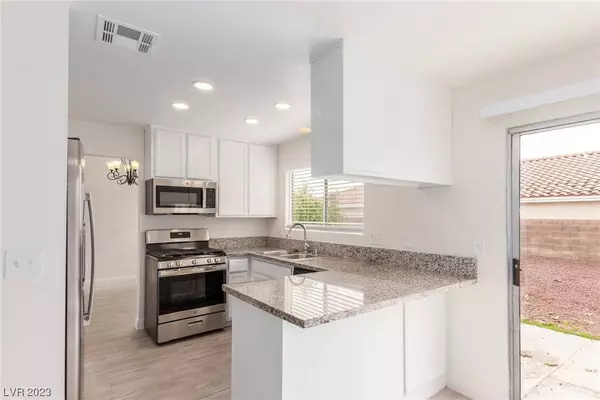 7739 Kalmalii Avenue, Las Vegas, NV 89147