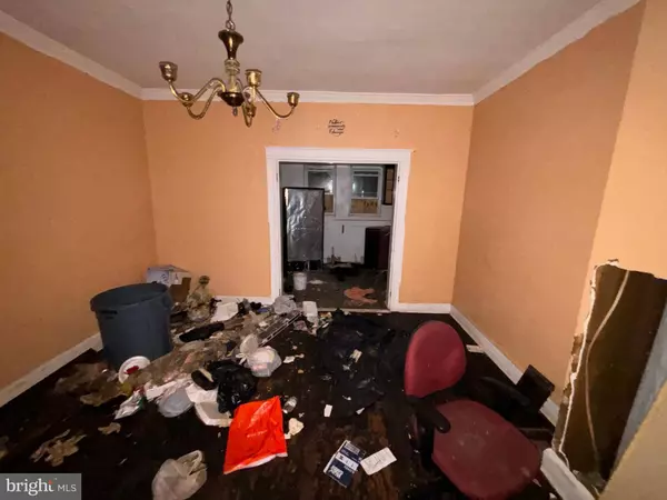 3030 MCELDERRY ST, Baltimore, MD 21205