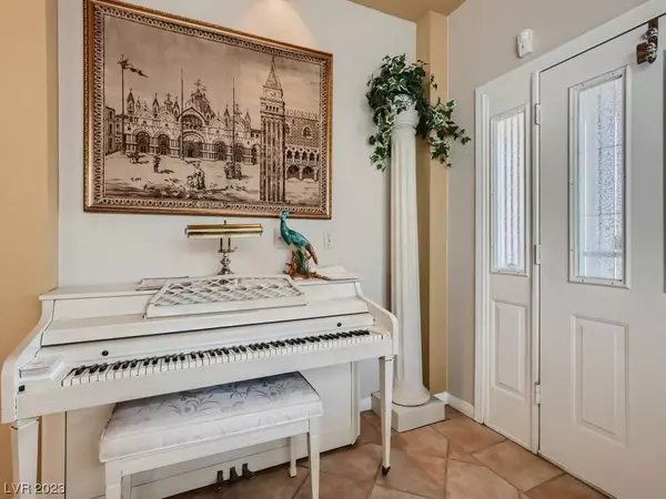 301 Wild Plum Lane, Las Vegas, NV 89107