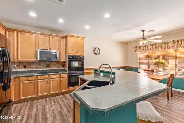 17751 W IVY Lane, Surprise, AZ 85388