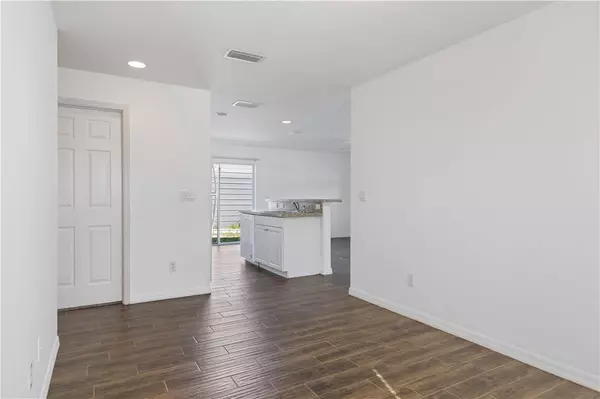 1585 20th AVE SW, Vero Beach, FL 32962