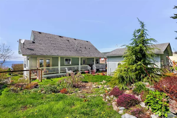 2544 Island View LN, Lummi Island, WA 98262