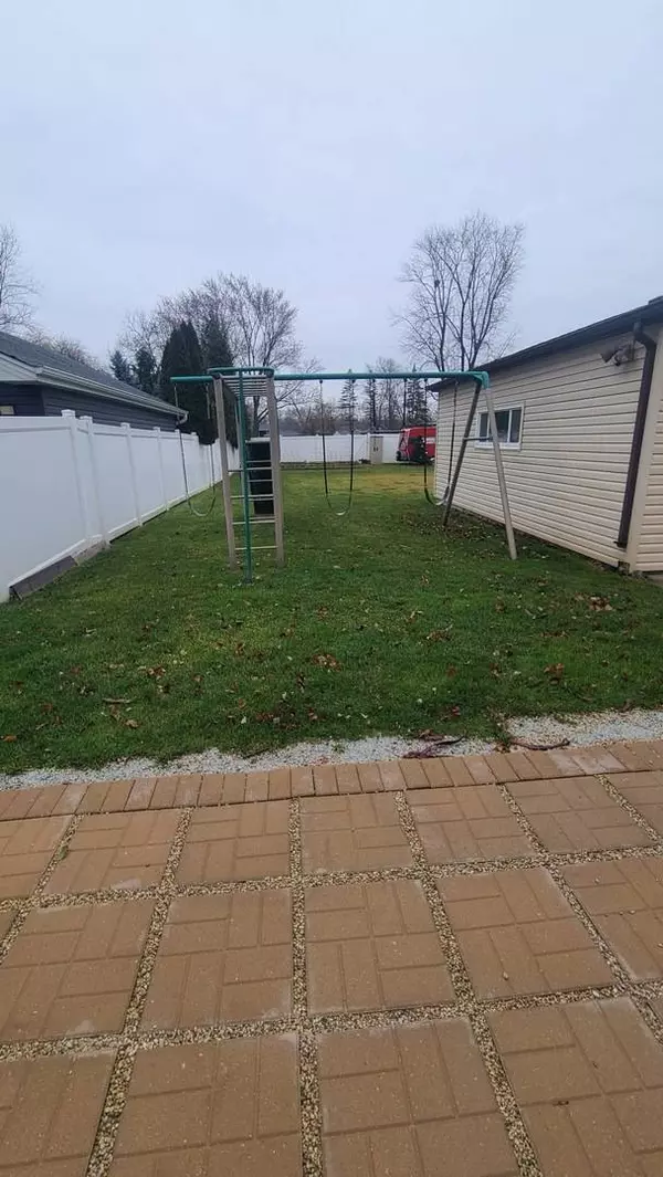 4353 150th ST, Midlothian, IL 60445