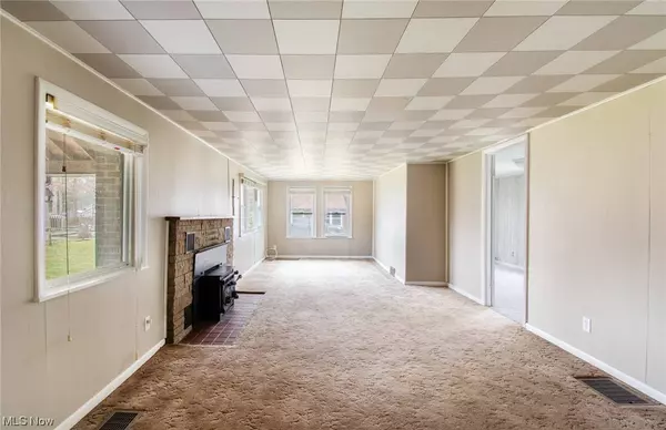 17970 Verna AVE, Lake Milton, OH 44429