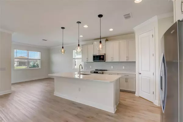 5806 LONG SHORE LOOP, Sarasota, FL 34238