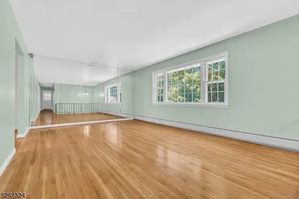 10 Oak Ave, West Orange Twp., NJ 07052