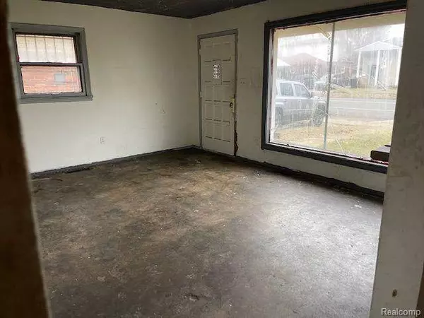 20031 WYOMING Street, Detroit, MI 48221