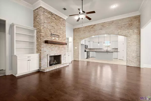 3347 MEADOW GROVE AVE, Zachary, LA 70791