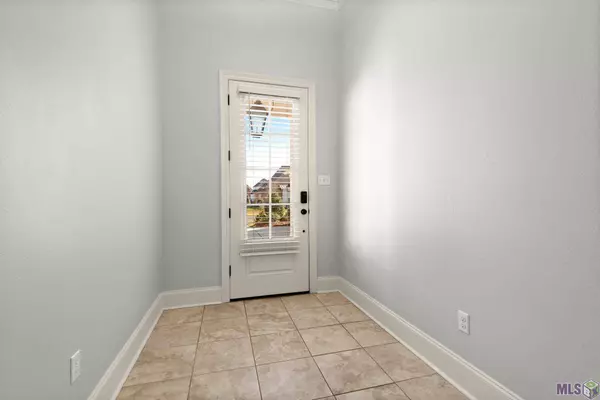 3347 MEADOW GROVE AVE, Zachary, LA 70791