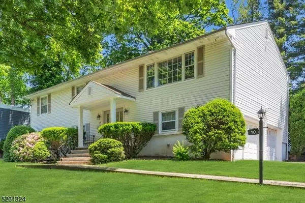 10 Oak Ave, West Orange Twp., NJ 07052