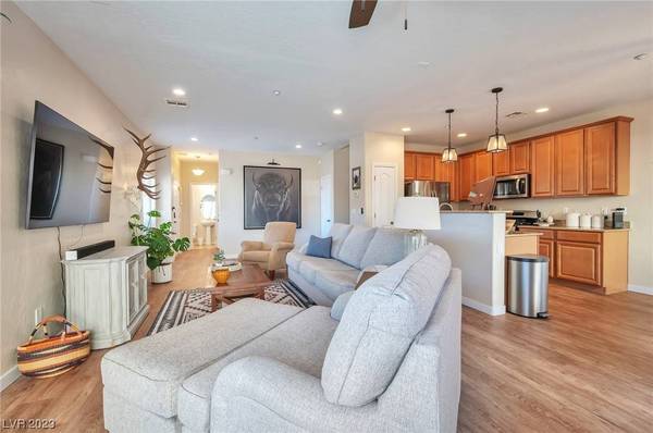 9916 Fallowdeer Court, Las Vegas, NV 89149